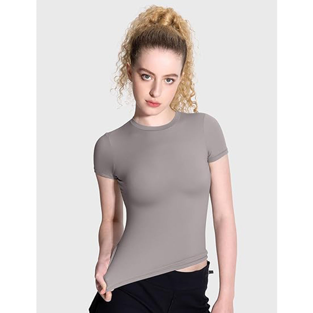 👚✨ Women's Double-Lined Slim Fit T-Shirt | Crew Neck Short Sleeve Top for Everyday Basics | Smoke Cloud Pro Collection ☁️ #WardrobeEssentials #OOTDInspo